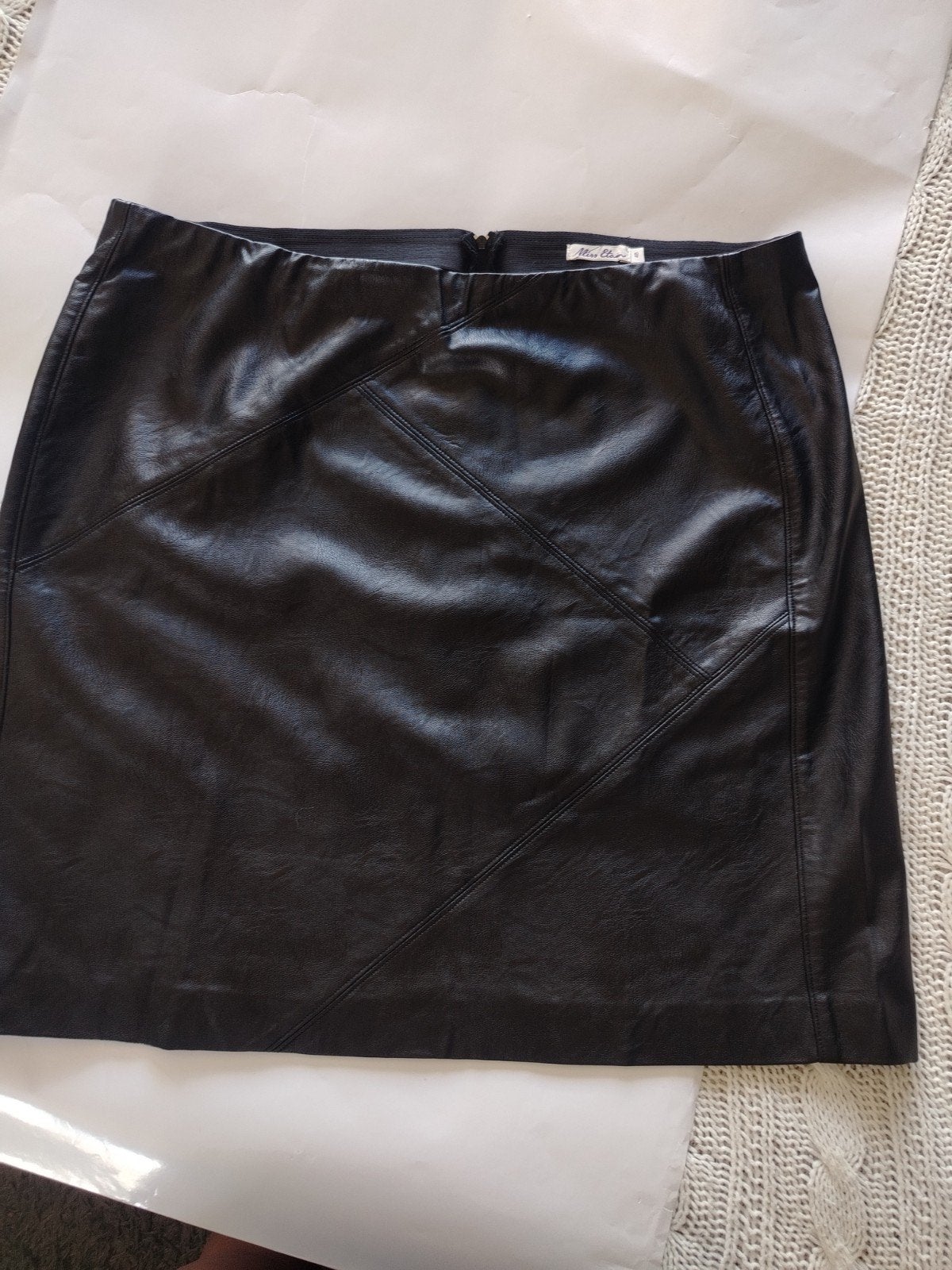 Miss Etam Zwarte Leren Rok Maat 48, Zwart, Maat 46/48 (XL) of groter, Ophalen of Verzenden, Zo goed als nieuw