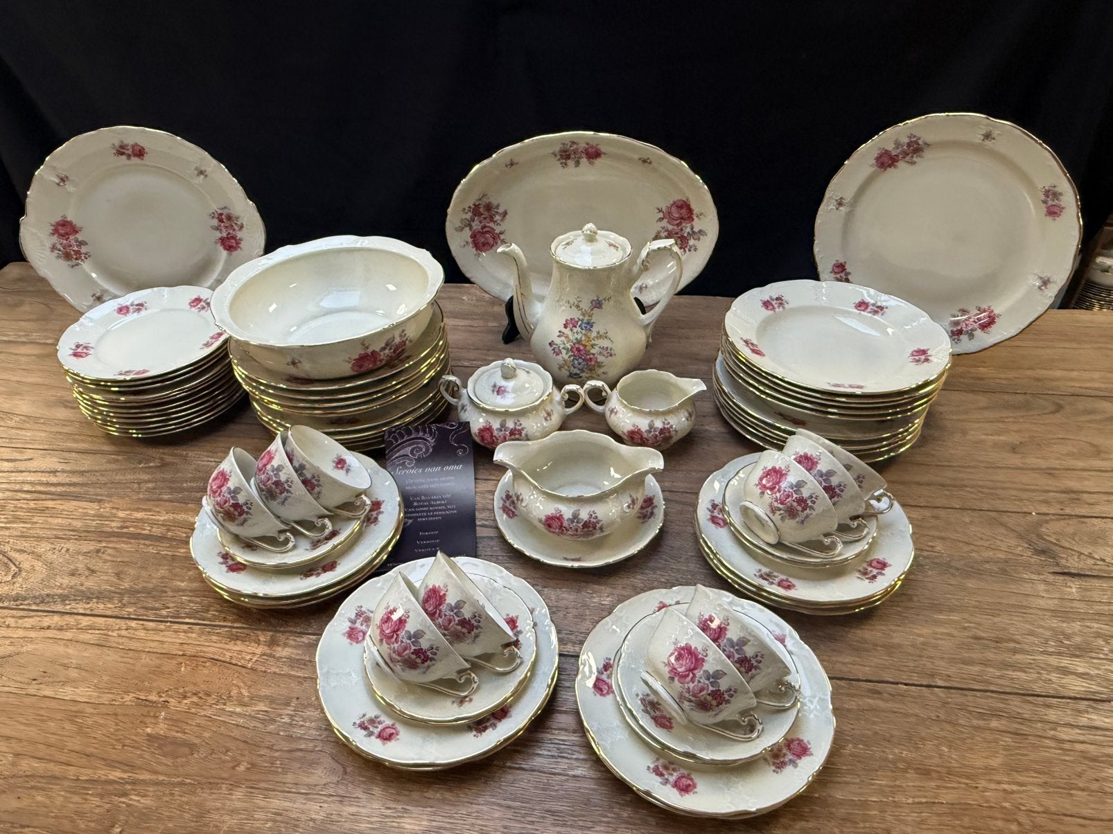 Brocante koffie en eetservies Mosa, Ophalen