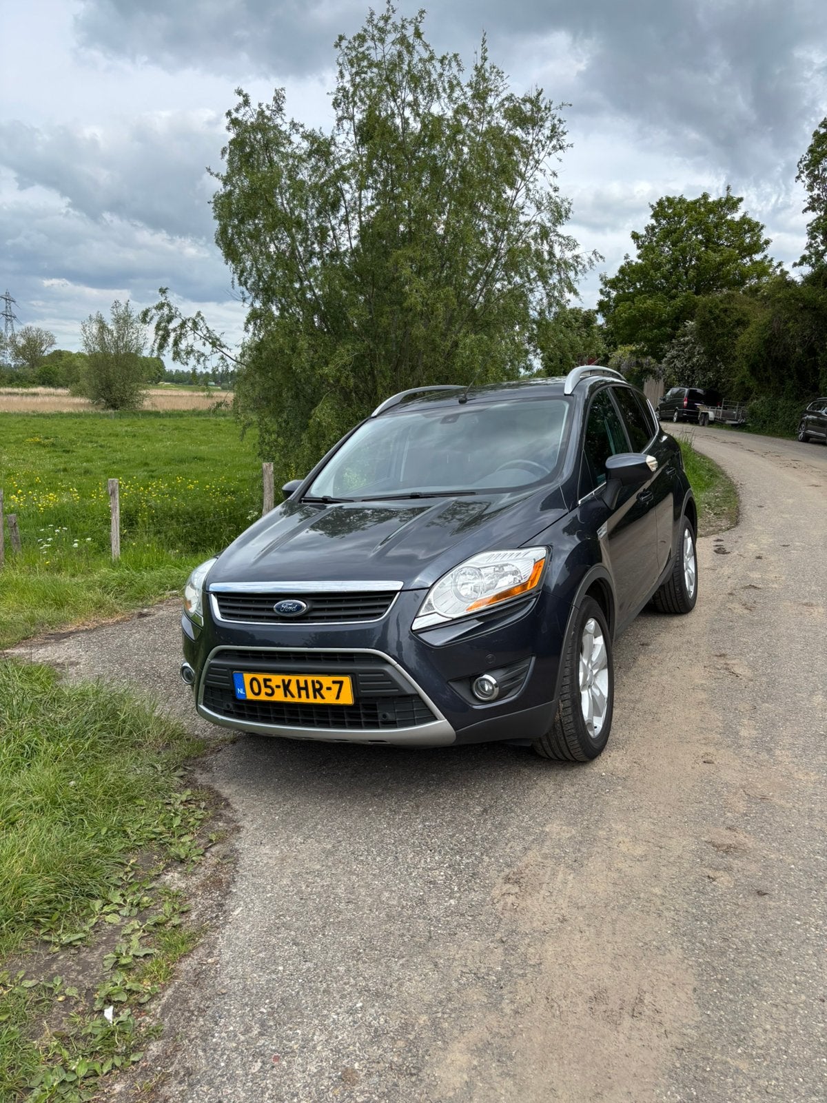 Bod gevraagd! Mooie fors kuga, Ophalen, Zo goed als nieuw, 100 cm of meer, Overige merken