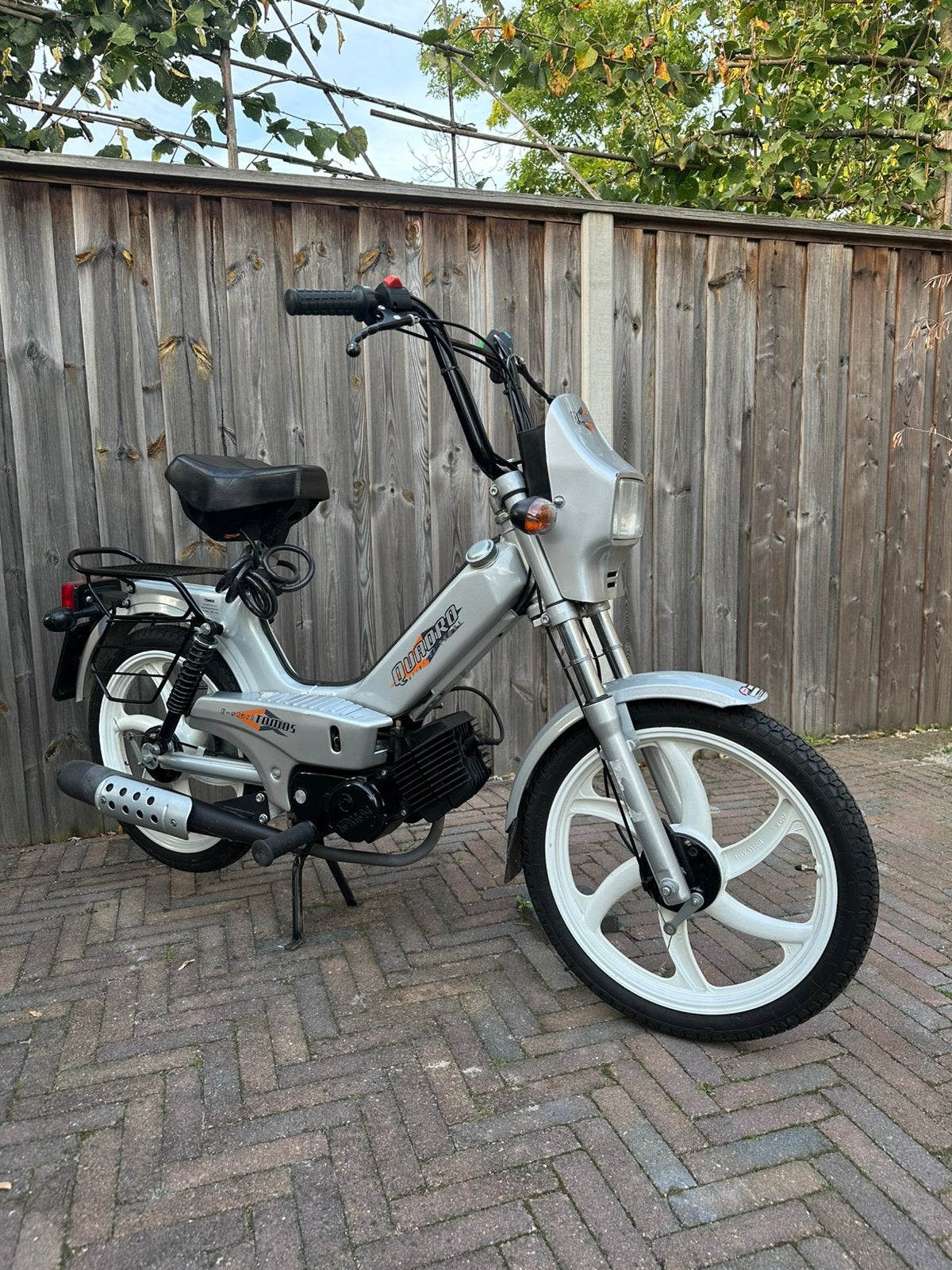 Tomos Quadro – Slechts 670 km – Originele nieuwstaat, Fietsen en Brommers, Ophalen, Nieuw, Quadro, 50 cc