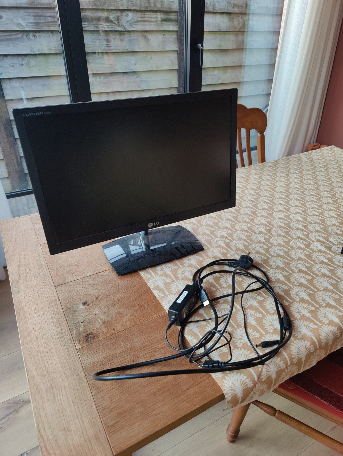 LG 23 inch full HD, Gebruikt, Full HD, LG, 60 Hz of minder