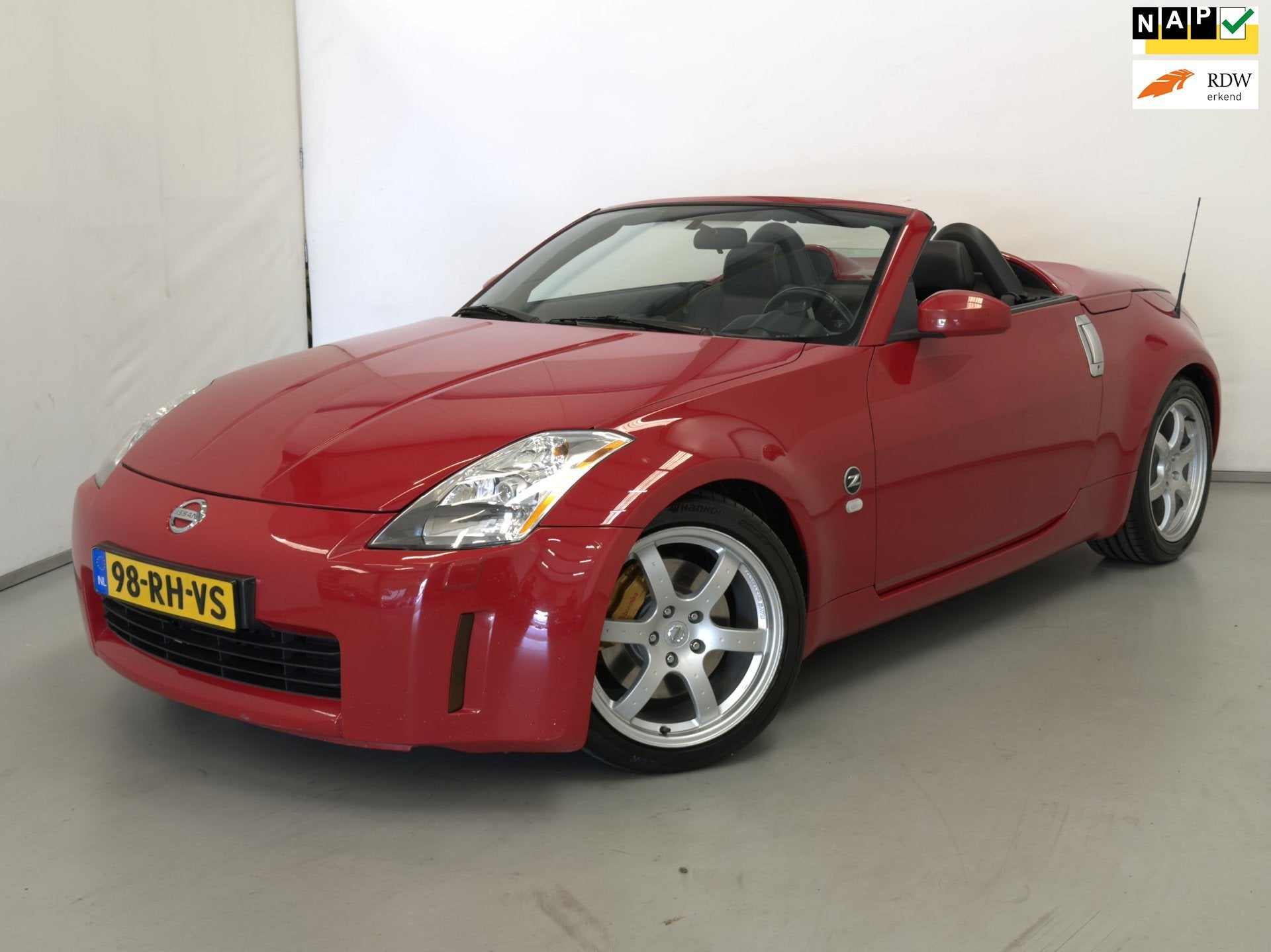 Nissan 350Z Roadster 3.5 V6 / NL-auto / Bose / Leder / Stoel, Auto's, 350Z, Achterwielaandrijving, Zwart, Cabriolet
