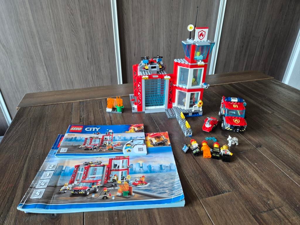 Lego City brandweerkazerne - 60215, Ophalen of Verzenden, Complete set, Lego, City