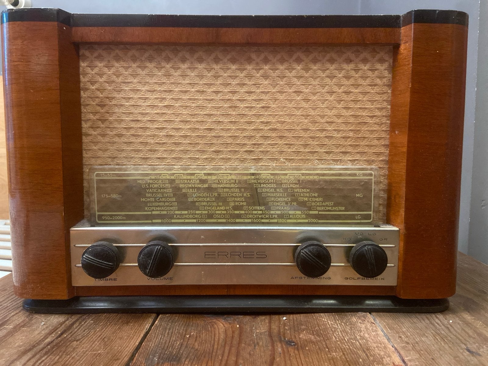 Vintage Erres Wereld Radio KY 505 - Decoratie/Onderdelen, Ophalen of Verzenden, Niet werkend, Wereldontvanger