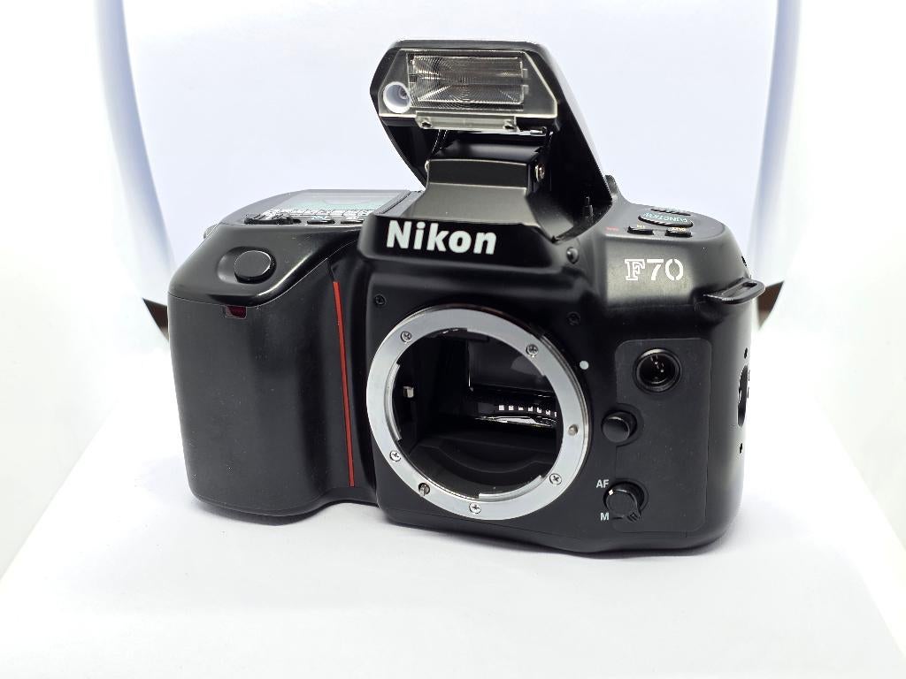 Nikon F70 spiegelreflexcamera, Audio, Tv en Foto, Fotocamera's Analoog, Ophalen of Verzenden, Gebruikt, Spiegelreflex, Nikon