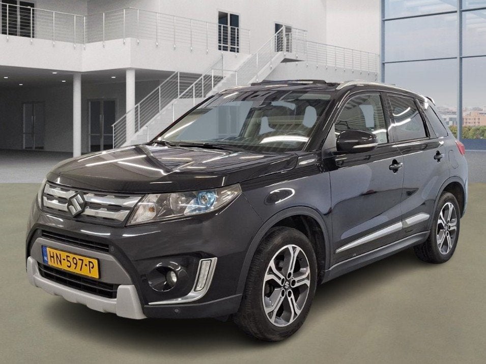 Suzuki Vitara 1.6 High Executive 2e Eigenaar NL-auto +NAP, Auto's, Dealer onderhouden, 4 cilinders, 400 kg, Zwart