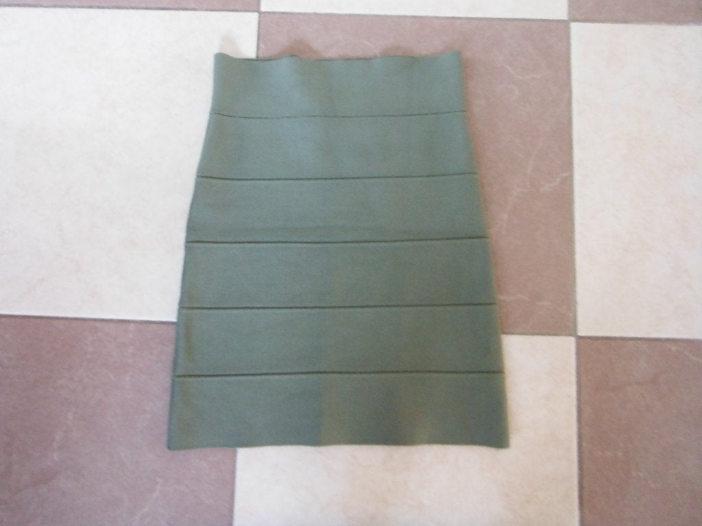 nieuwe legergroene stretch rok, Amor & Psyche, mt S, Verzenden, Nieuw, Maat 36 (S), Groen