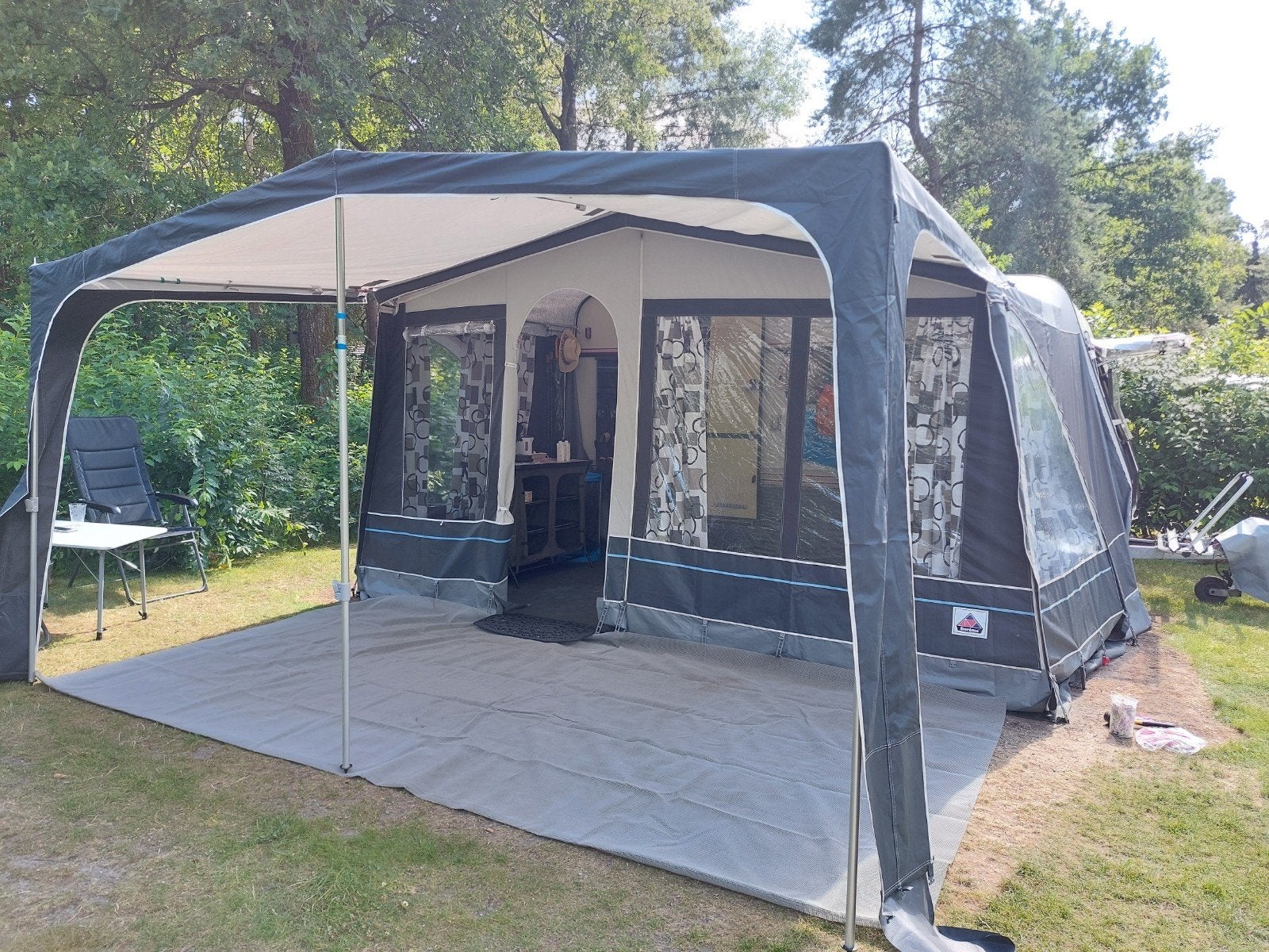 VERKOCHT LMC caravan uit 1992, Kleine zit, Tot en met 3, Particulier, Luifel