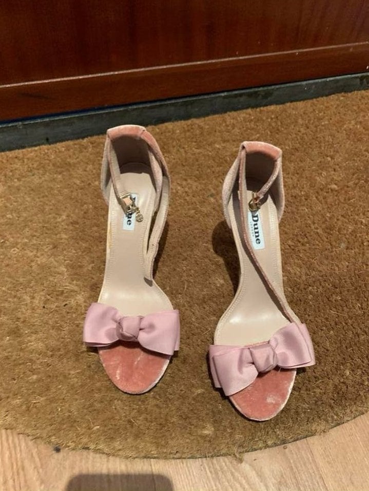 Dune pi̇nk suede shoe/ comfy must have shoe - size 39, Verzenden, Zo goed als nieuw
