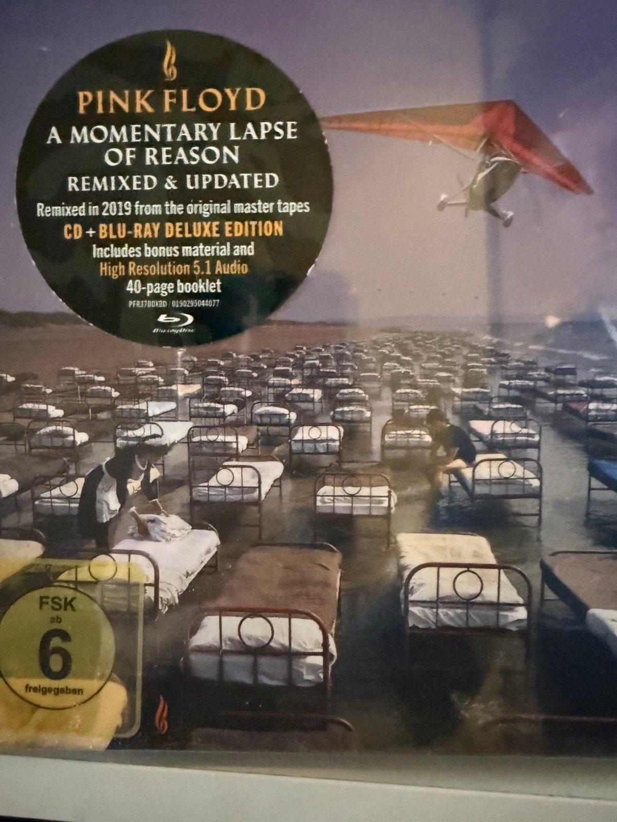 Cd met blu ray box set Pink Floyd A Momentary Lapse Of seale, Ophalen of Verzenden, Zo goed als nieuw, Progressive