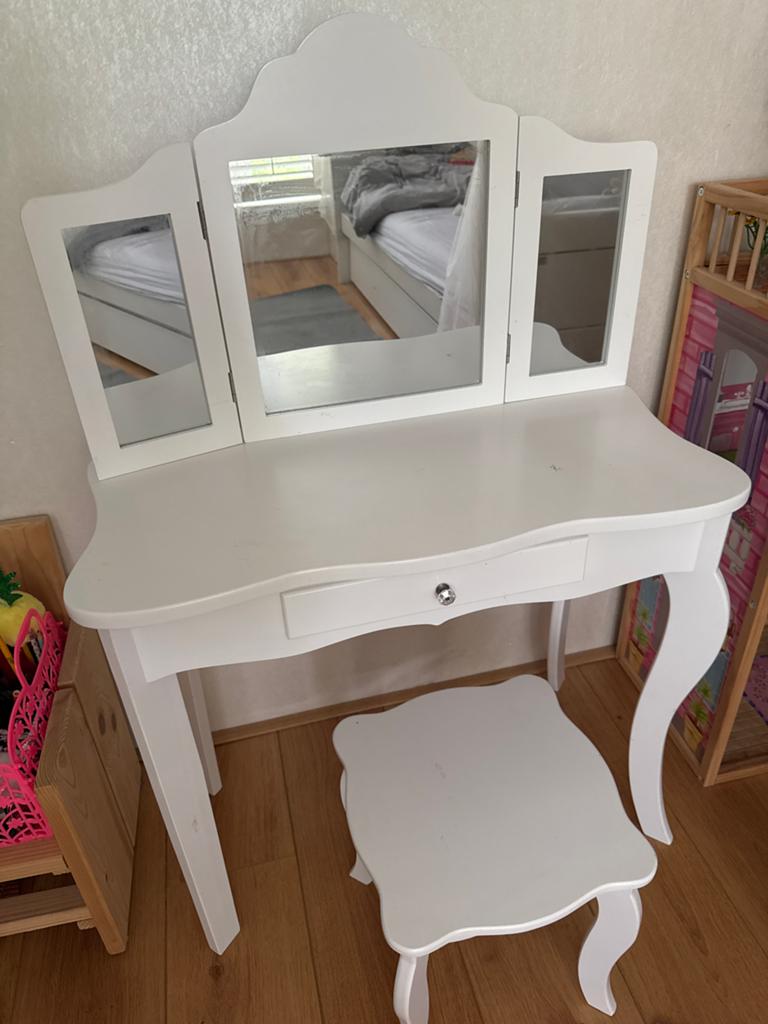 Kinder Witte kaptafel met spiegel en krukje, Ophalen, Gebruikt, 100 tot 150 cm, 50 tot 100 cm