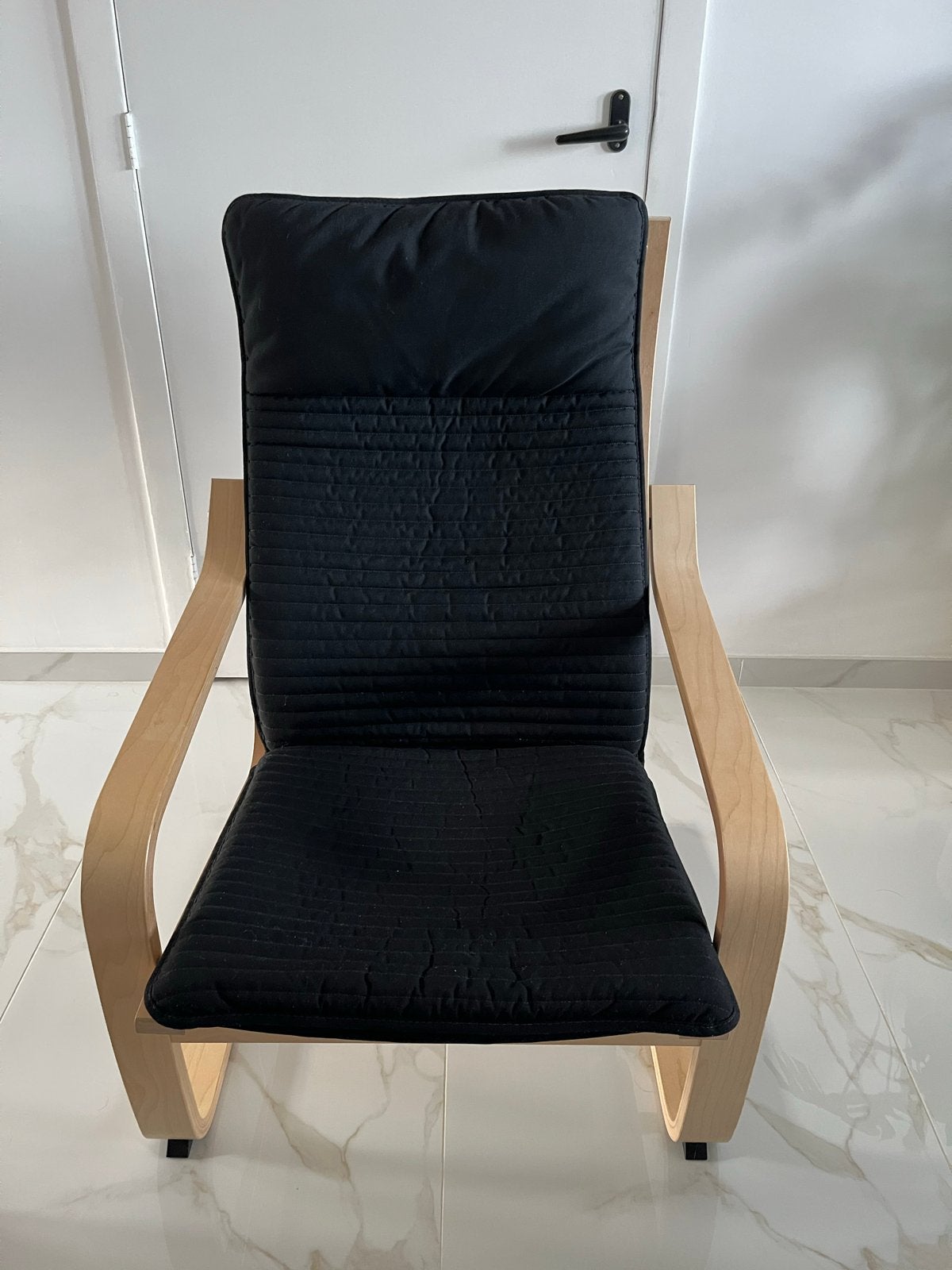 IKEA Poäng fauteuil met voetenbank - Zwart/Berken, Zwart, Ophalen of Verzenden, Zo goed als nieuw, Eén