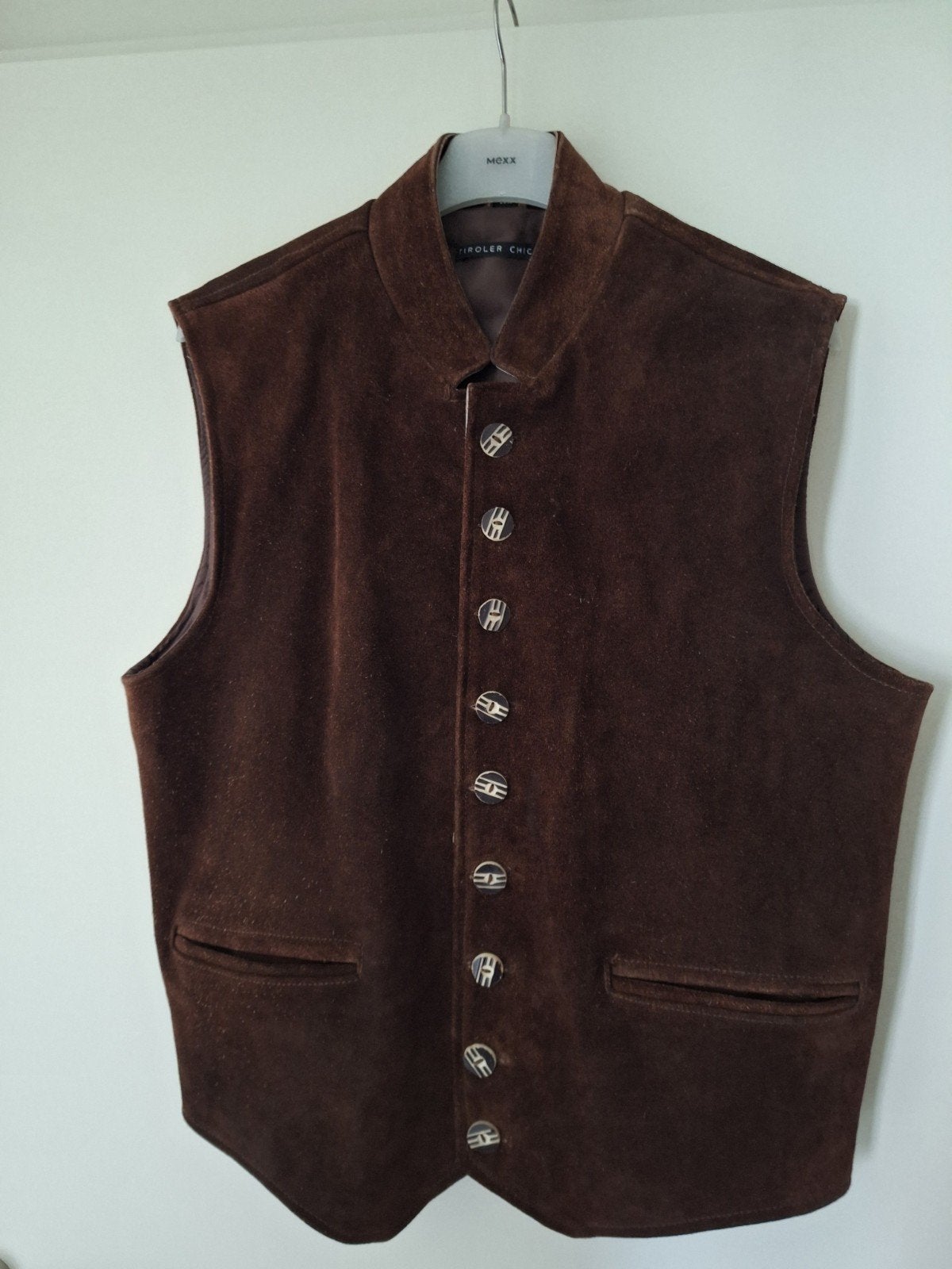 Mooi bruin suède herenvest - Tiroler Chic; maat XL, Ophalen, Zo goed als nieuw, Tiroler Chic