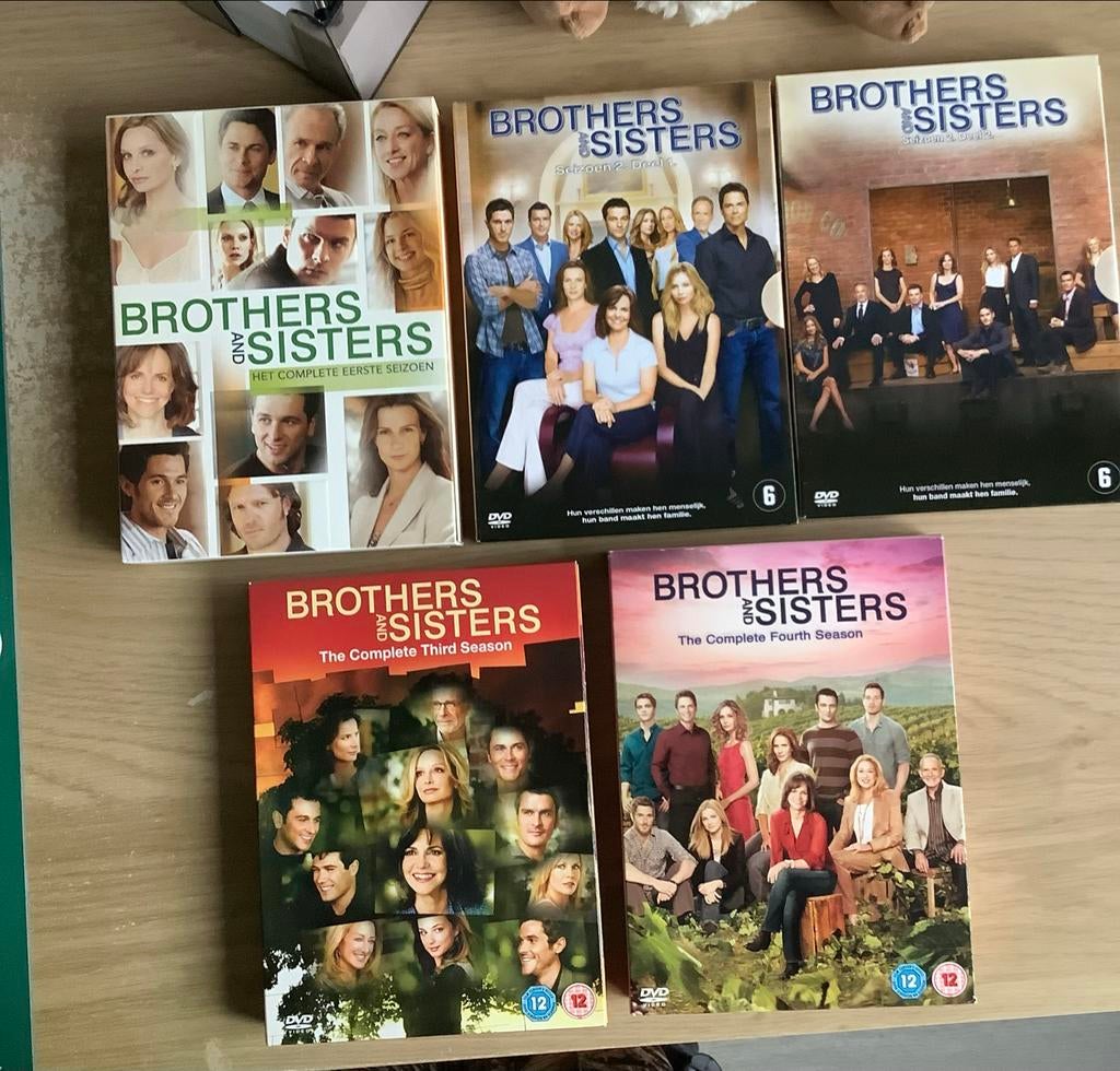 Brothers & Sisters Complete Seizoenen DVD Boxset, Cd's en Dvd's, Dvd's | Tv en Series, Boxset, Drama, Ophalen of Verzenden, Zo goed als nieuw