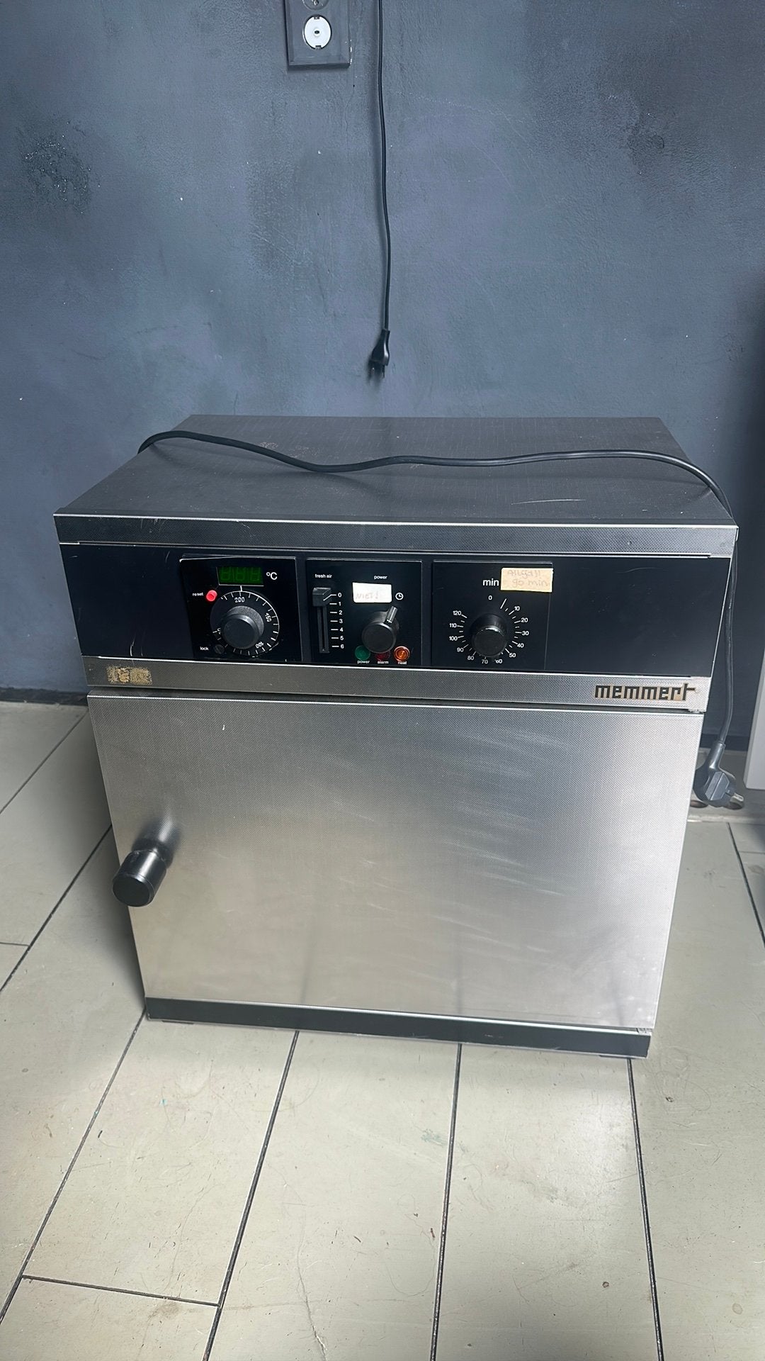 Memmert UM200 laboven/droofstoof–200C snel en stabiel – RVS, Ophalen