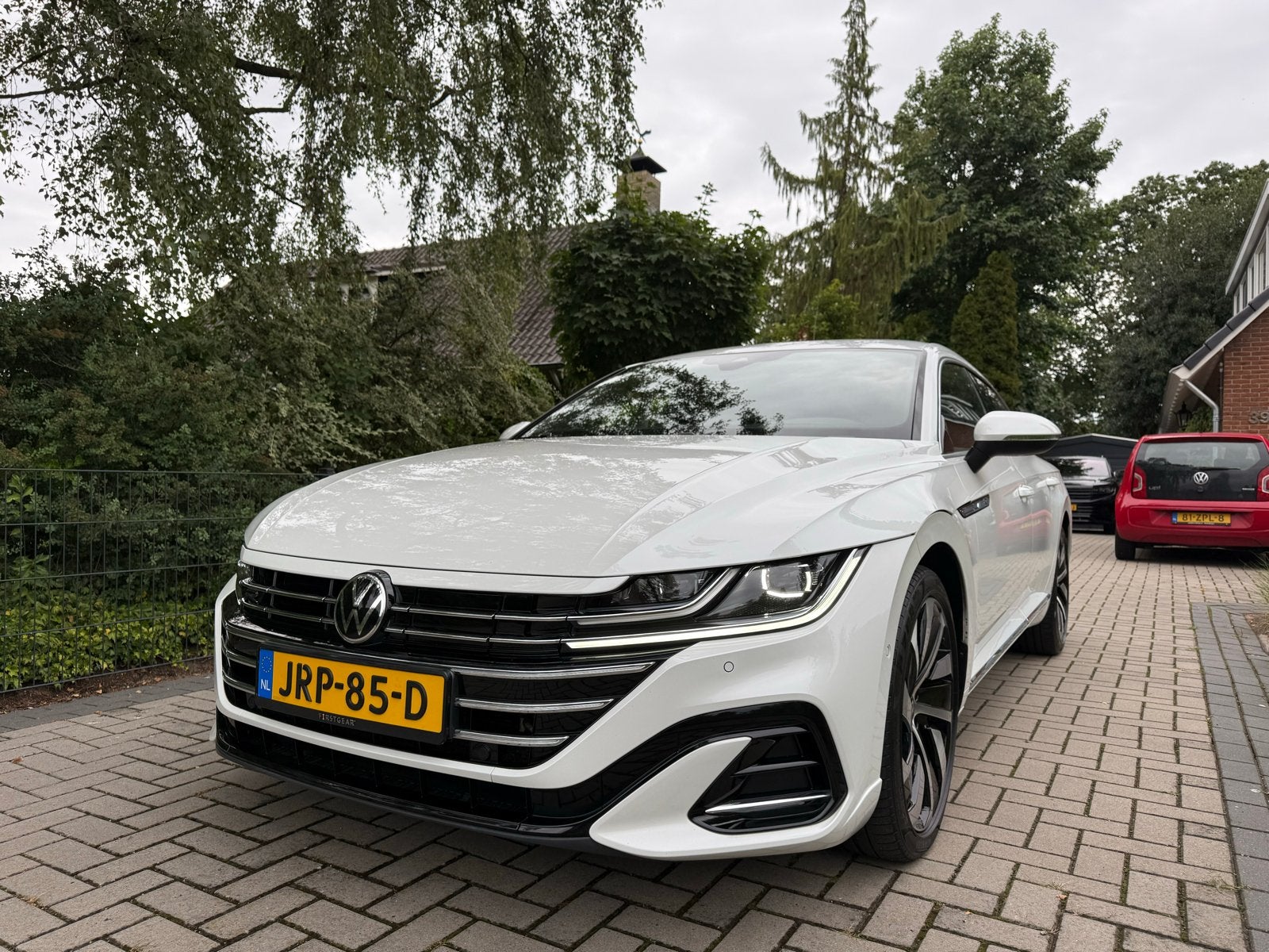 Volkswagen Arteon R design Ehybrid 218pk, Arteon, 4 cilinders, 1714 kg, Wit