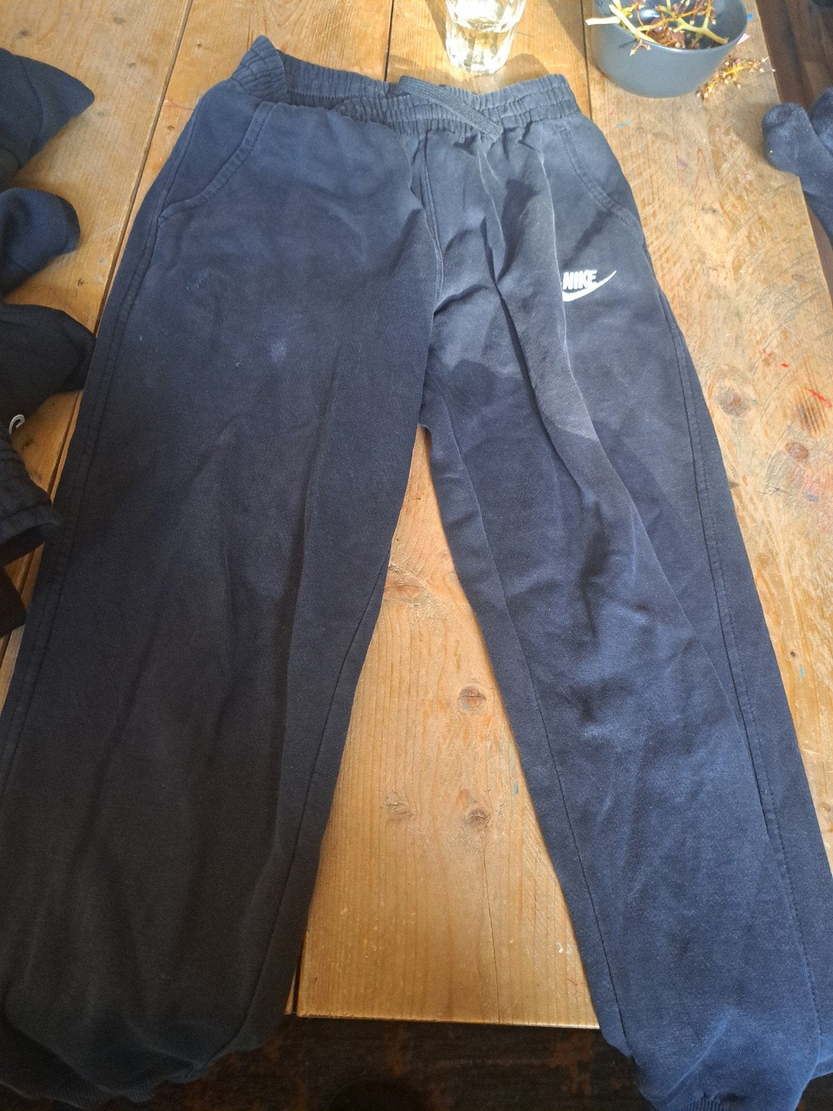Nike joggingbroek maat L (147-158 cm) - Zwart, Broek, Gebruikt, Ophalen of Verzenden, Nike