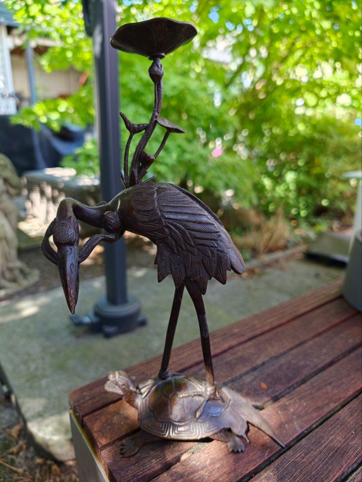 Japanse bronzen kandelaar: Kraanvogel op Schildpad (Meiji), Ophalen of Verzenden, Koper of Brons