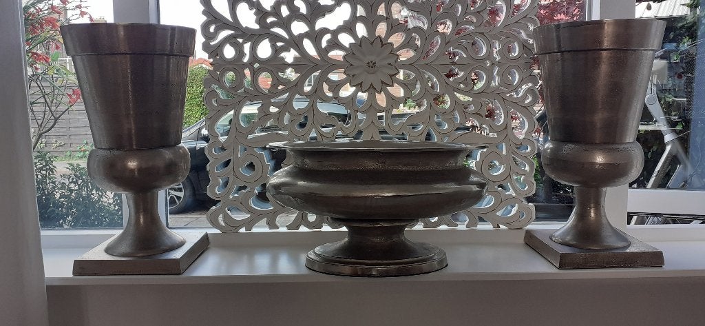 Set van 3 metalen vazen/potten - Zilverkleurig, Ophalen, Op voet, Zo goed als nieuw, Metaal