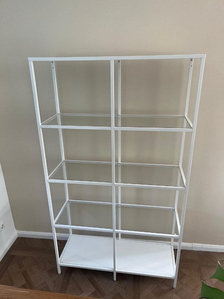 Glazen kast wit, IKEA Vittsjö, Huis en Inrichting, Kasten | Stellingkasten, Ophalen, Zo goed als nieuw