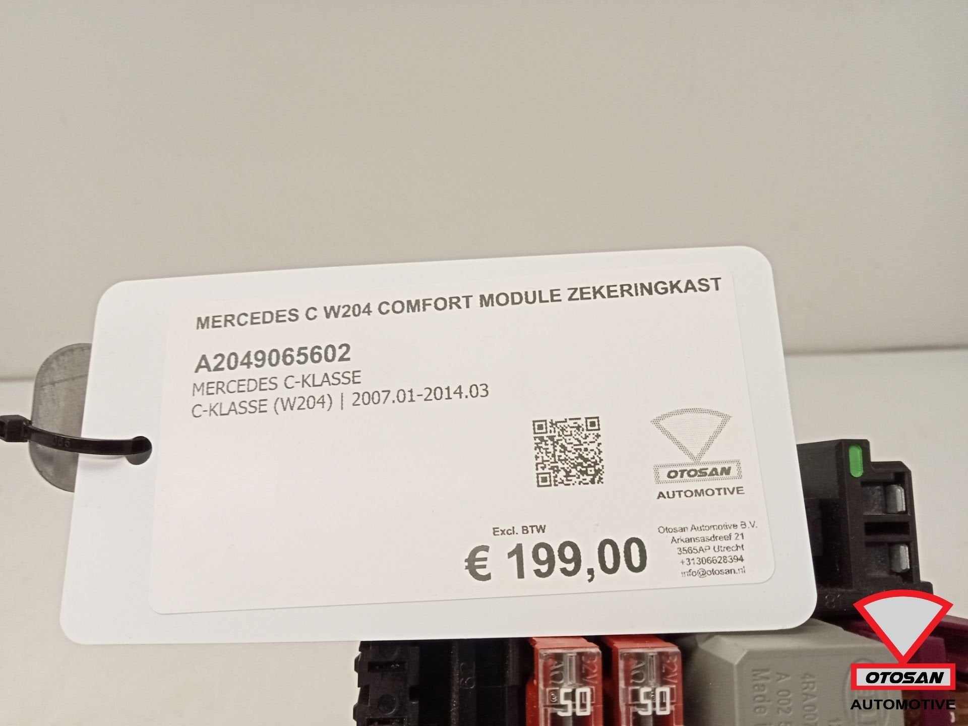 Mercedes C W204 Comfort Module Zekeringkast A2049065602, Gebruikt, Mercedes-Benz AG, Mercedes-Benz, Ophalen of Verzenden