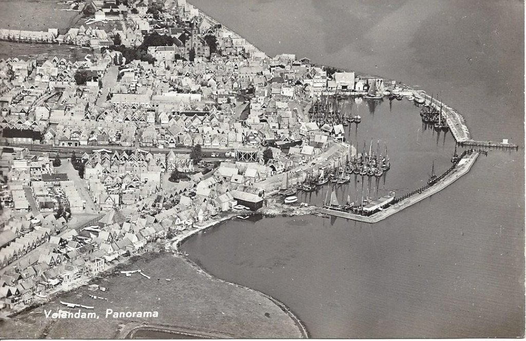Volendam (N.H.) Panorama, Haven, KLM Foto, 1959, Ophalen of Verzenden, 1940 tot 1960, Ongelopen, Noord-Holland