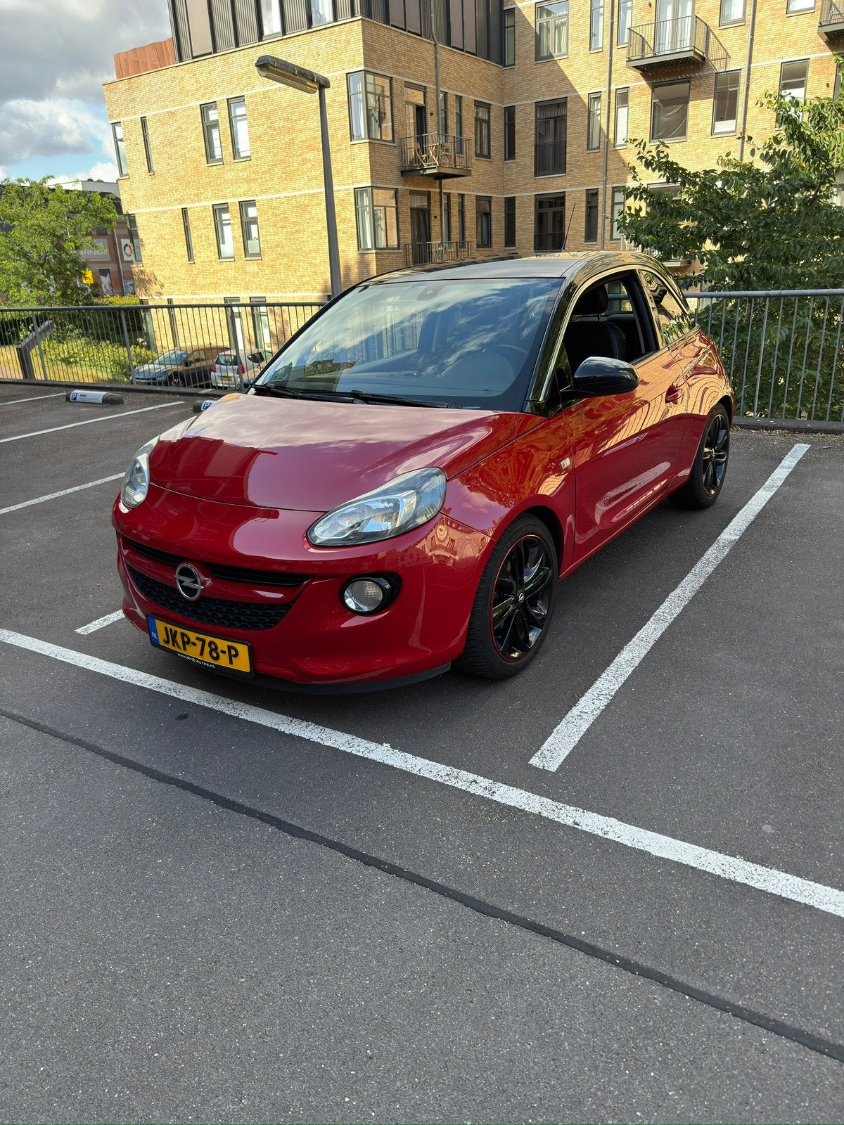 Opel Adam - 2013 - 1.4 Slam - Rood, Voorwielaandrijving, Euro 5, 4 cilinders, Leder en Stof