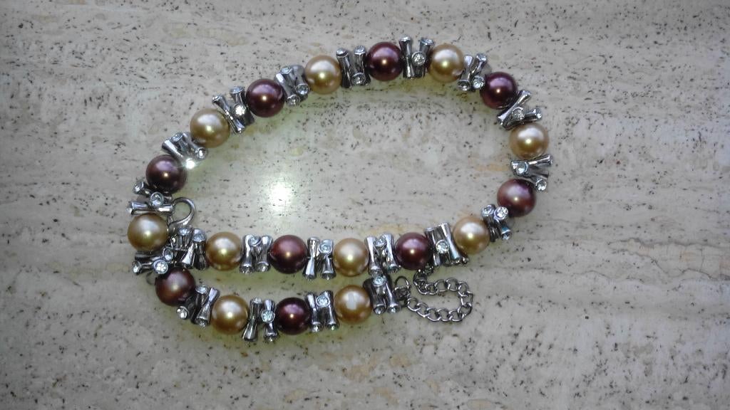 Parel halsketting met metaal/steentjes + oorbellen + armband, Overige materialen, Zo goed als nieuw, Zilver, Verstelbaar