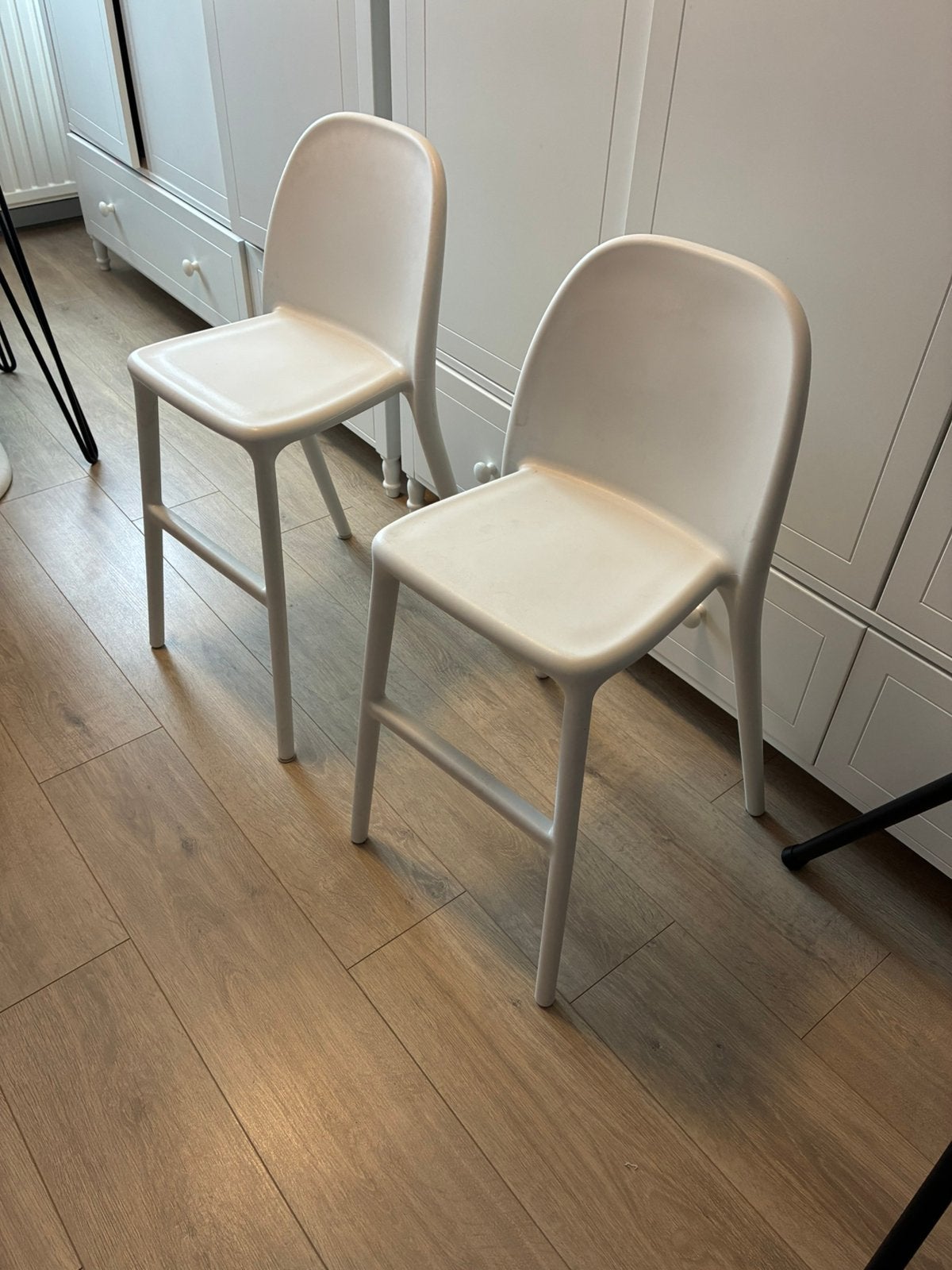 Ikea kruk kinderstoel wit 2 x, Ophalen, Kunststof, 60 tot 90 cm, Zo goed als nieuw