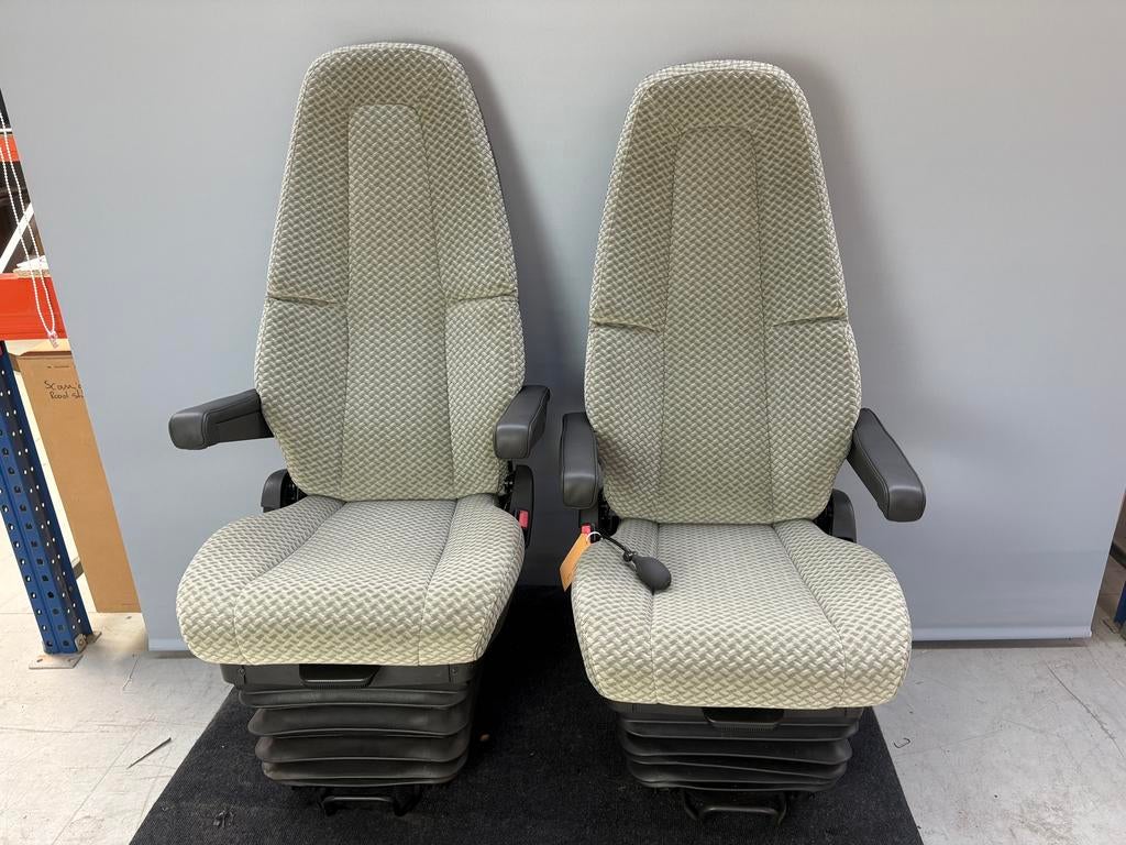Luxe camperstoelen met leren armsteunen, Caravans en Kamperen, Ophalen of Verzenden, Nieuw