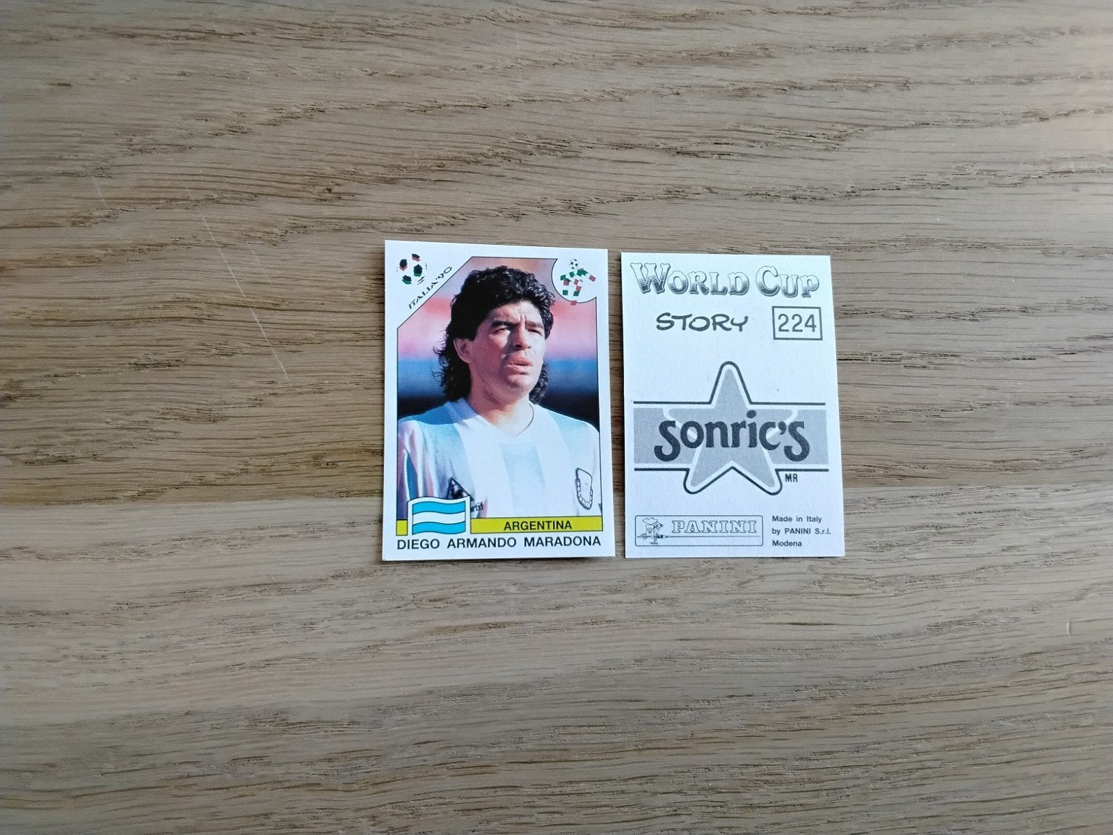 Panini WK 1990 Sticker Maradona - World Cup Story, Ophalen of Verzenden, Zo goed als nieuw, Poster, Plaatje of Sticker