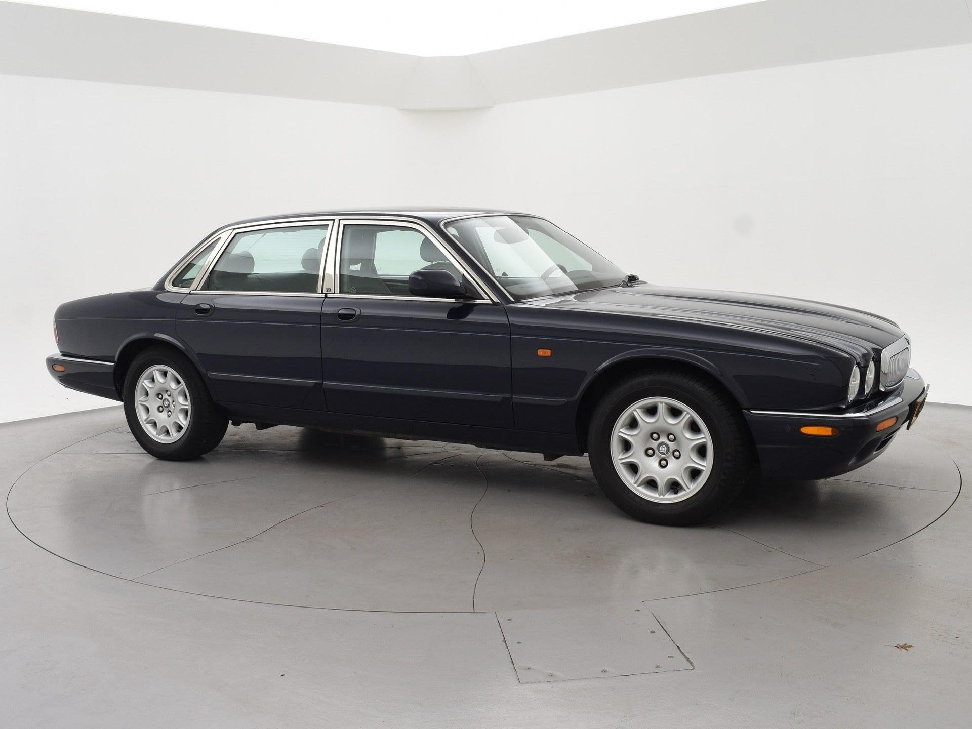Jaguar XJ 3.2 V8 AUT. EXECUTIVE *101.262 KM* + LEDER | VERW., foto 12