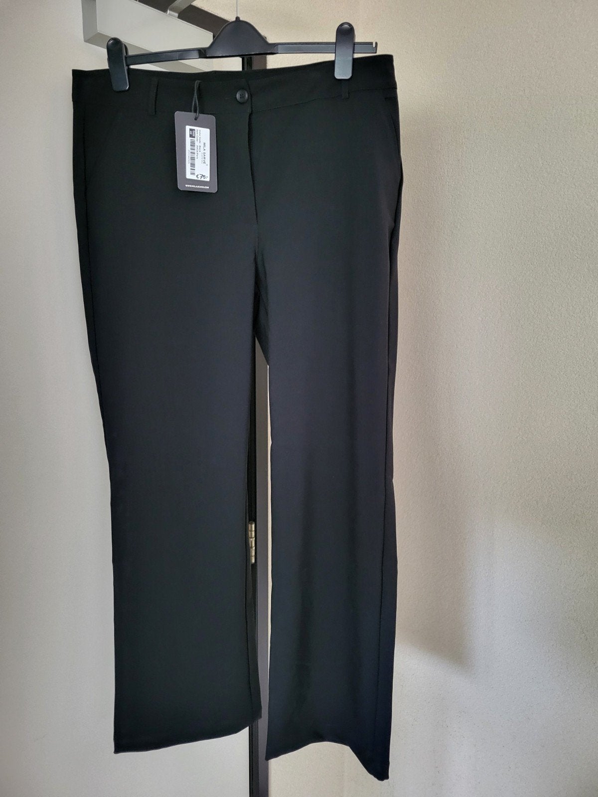 zwarte pantalon (Mila Sarve) maat 44, Zwart, Maat 42/44 (L), Nieuw, Ophalen of Verzenden