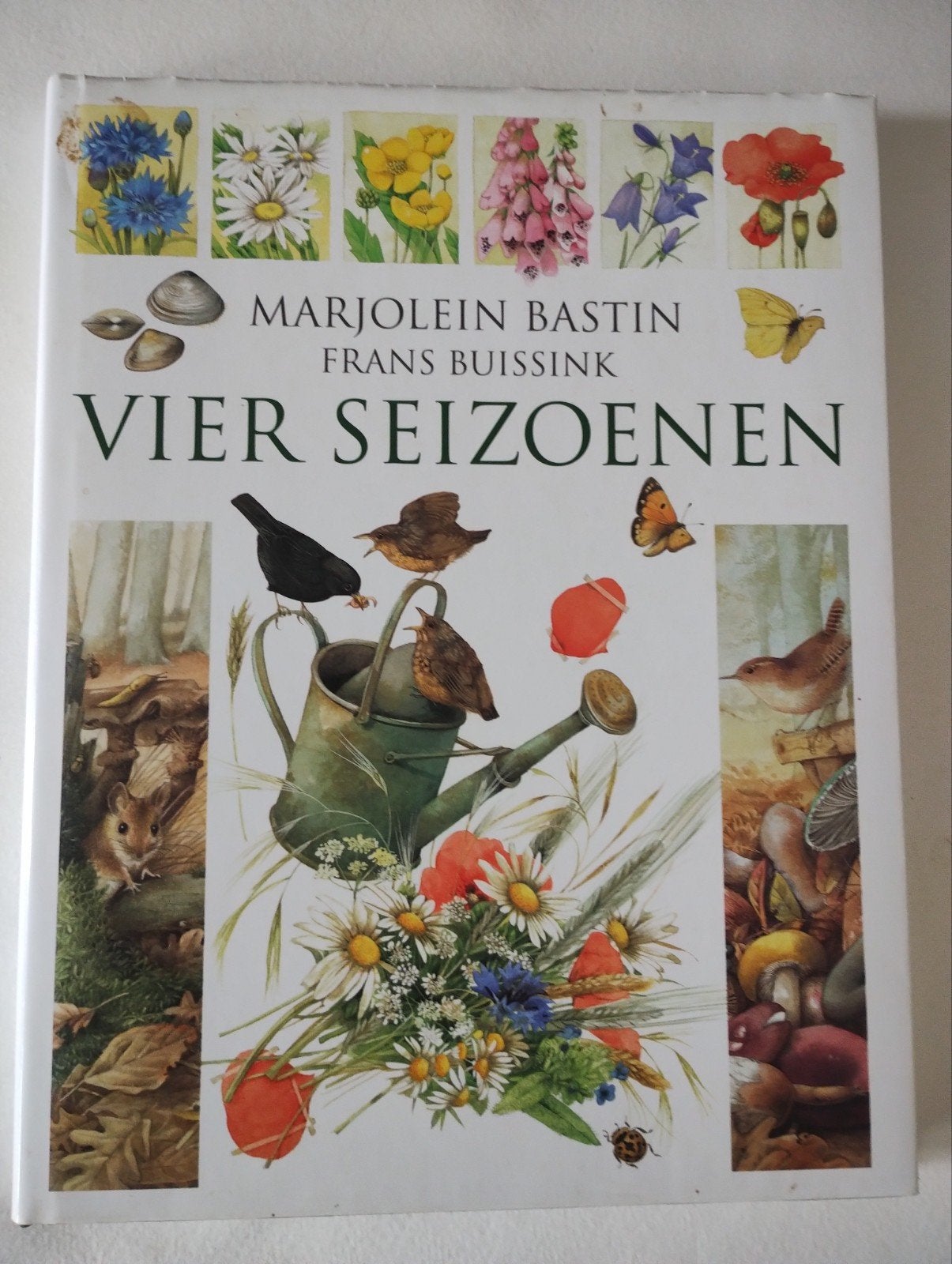 Marjolein Bastin - Vier Seizoenen (Hardcover), Boeken, Ophalen of Verzenden, Zo goed als nieuw, Natuur algemeen, Marjolein Bastin, Frans Buissink