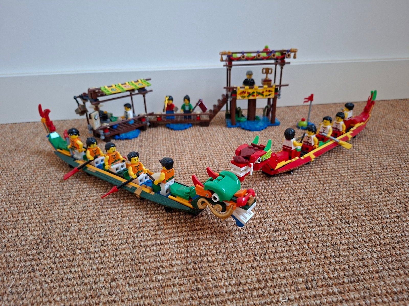 LEGO 80103 Drakenbootrace - Chinese Nieuwjaar Set, Kinderen en Baby's, Speelgoed | Duplo en Lego, Ophalen of Verzenden, Zo goed als nieuw