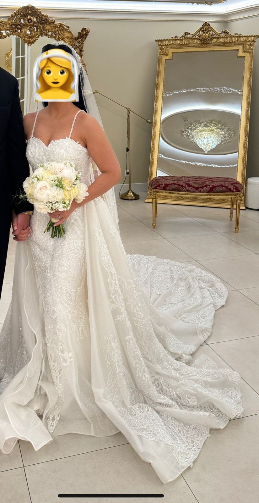 Elegante bruidsjurk met spaghettibandjes en 2 losse slepen, Ophalen of Verzenden, Gedragen, Wit, Trouwjurk