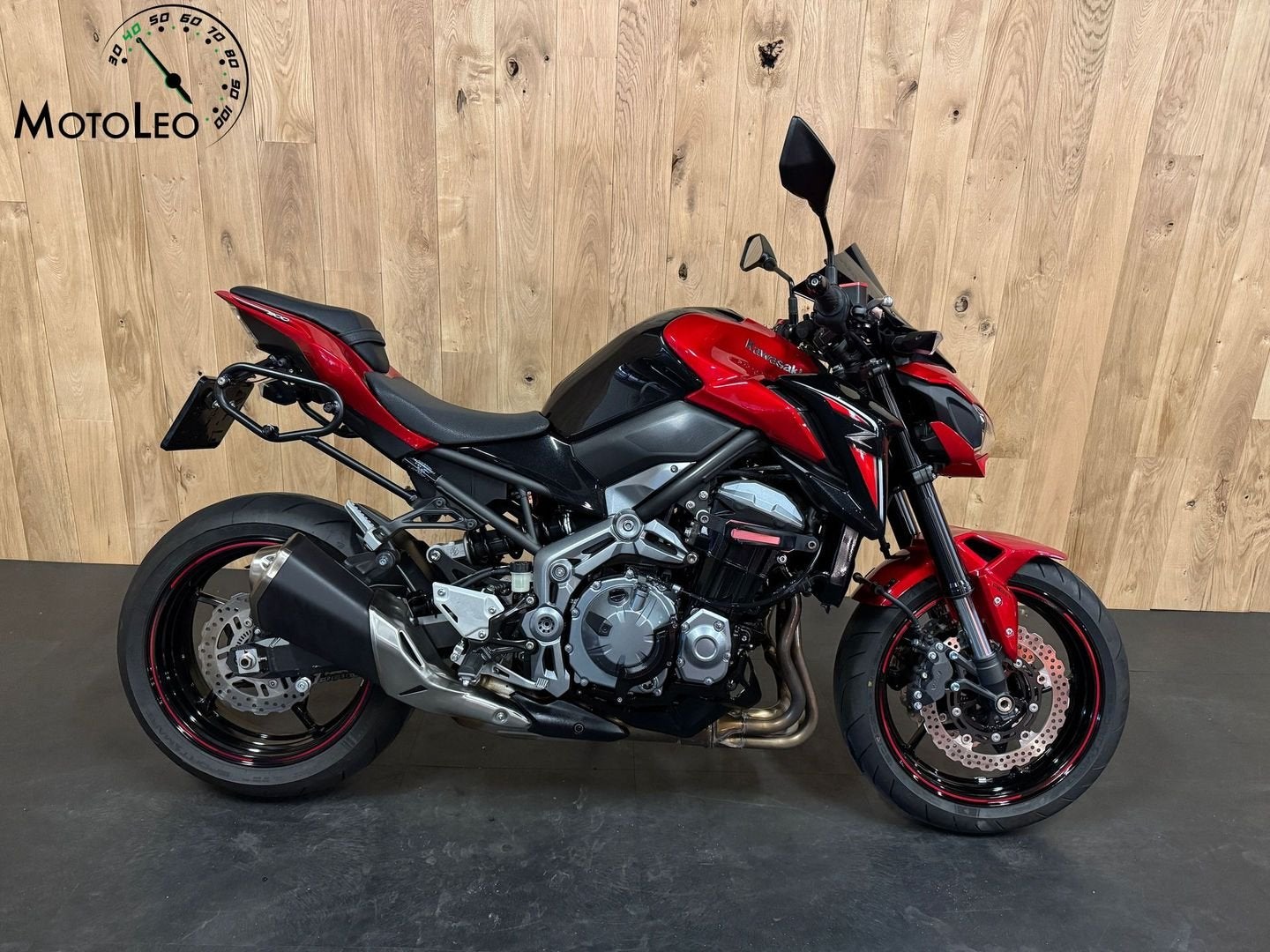 KAWASAKI Z900 *NIEUWSTAAT* (bj 2020) 14,285 km, 4 cilinders, Motorrijbewijs A, 948 cc, Bedrijf