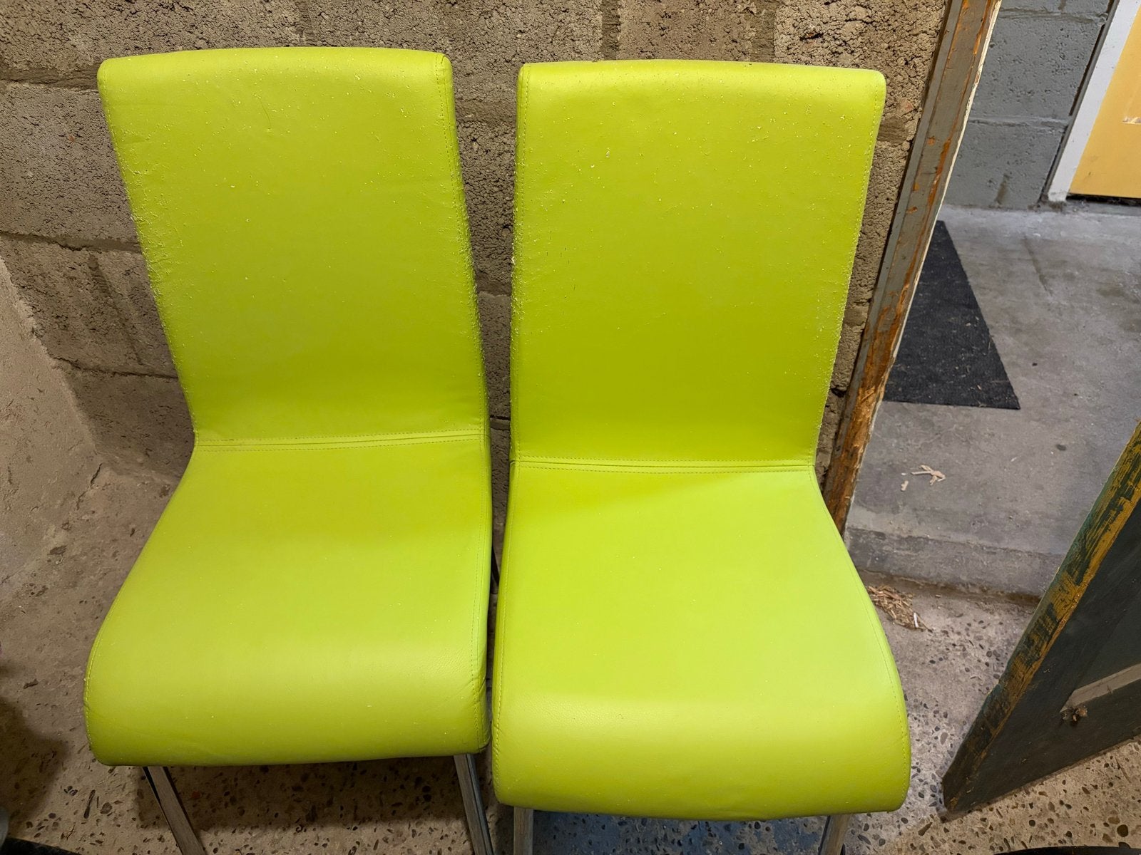2 Gebruikte leenbakker stoelen - Groen, Huis en Inrichting, Ophalen, Gebruikt, Twee, Overige kleuren