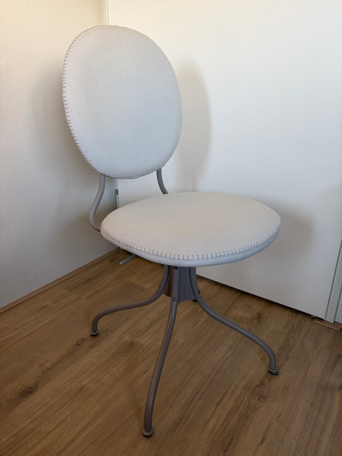 IKEA Björkberget Bureaustoel beige, Ophalen, Zo goed als nieuw, Beige, Bureaustoel