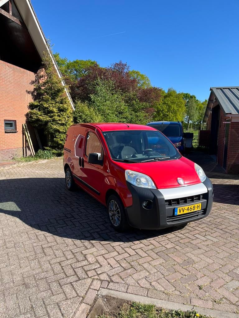Fiat Fiorino 1.3 55KW 2016, Euro 5, Stof, 74 pk, Zwart