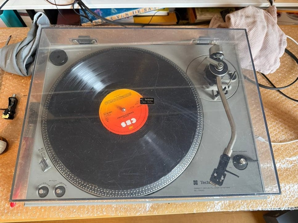 Foto 2 van Technics SL-1500 Direct Drive Platenspeler - Perfect Werkend