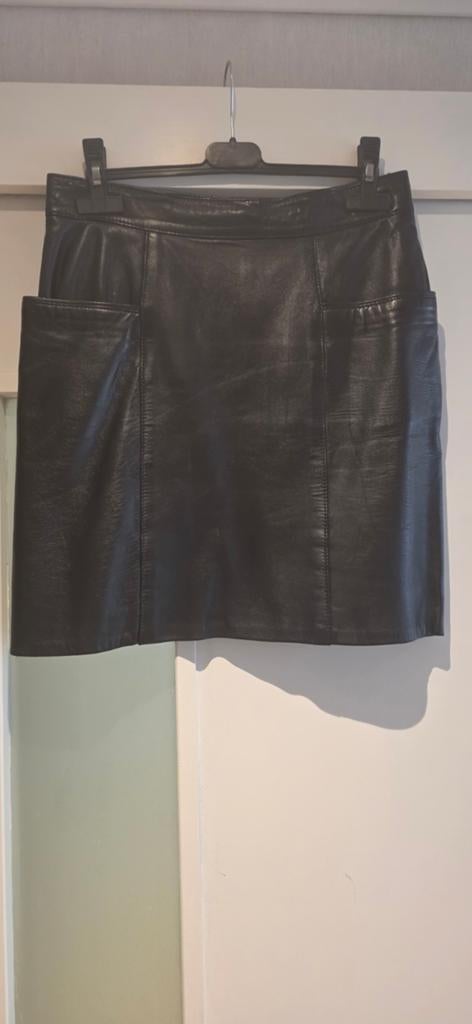 Zwarte leren rok met zakken - Maat 44 (L), Kleding | Dames, Rokken, Zwart, Maat 42/44 (L), Ophalen of Verzenden, Boven de knie