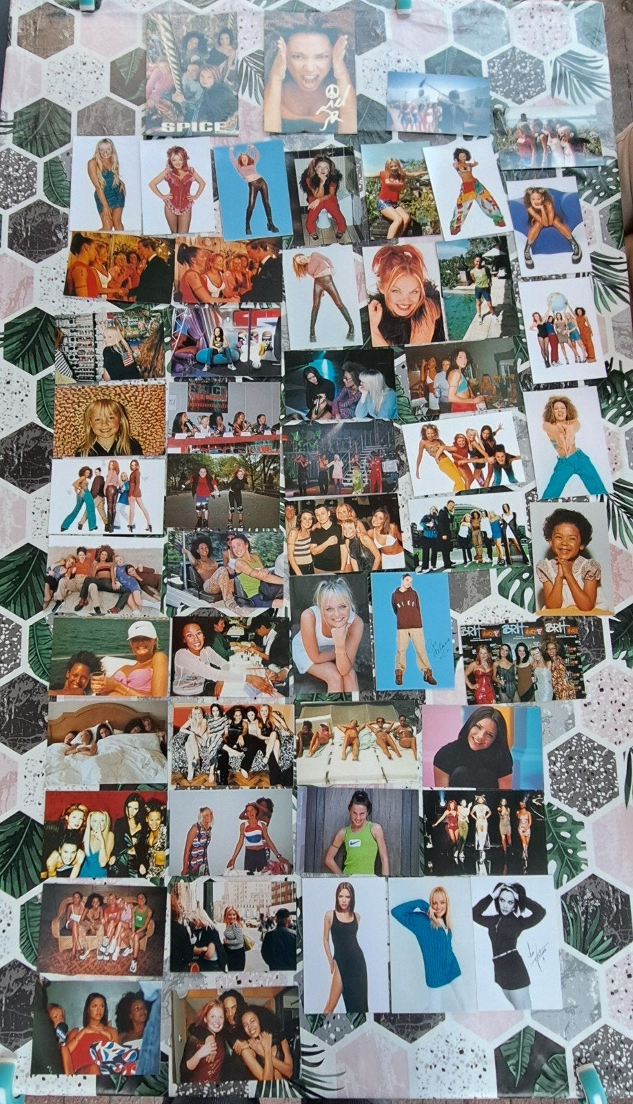 Spice Girls fotokaarten set - 50 stuks, Ophalen of Verzenden, 1980 tot heden, Ongelopen, Sterren en Beroemdheden