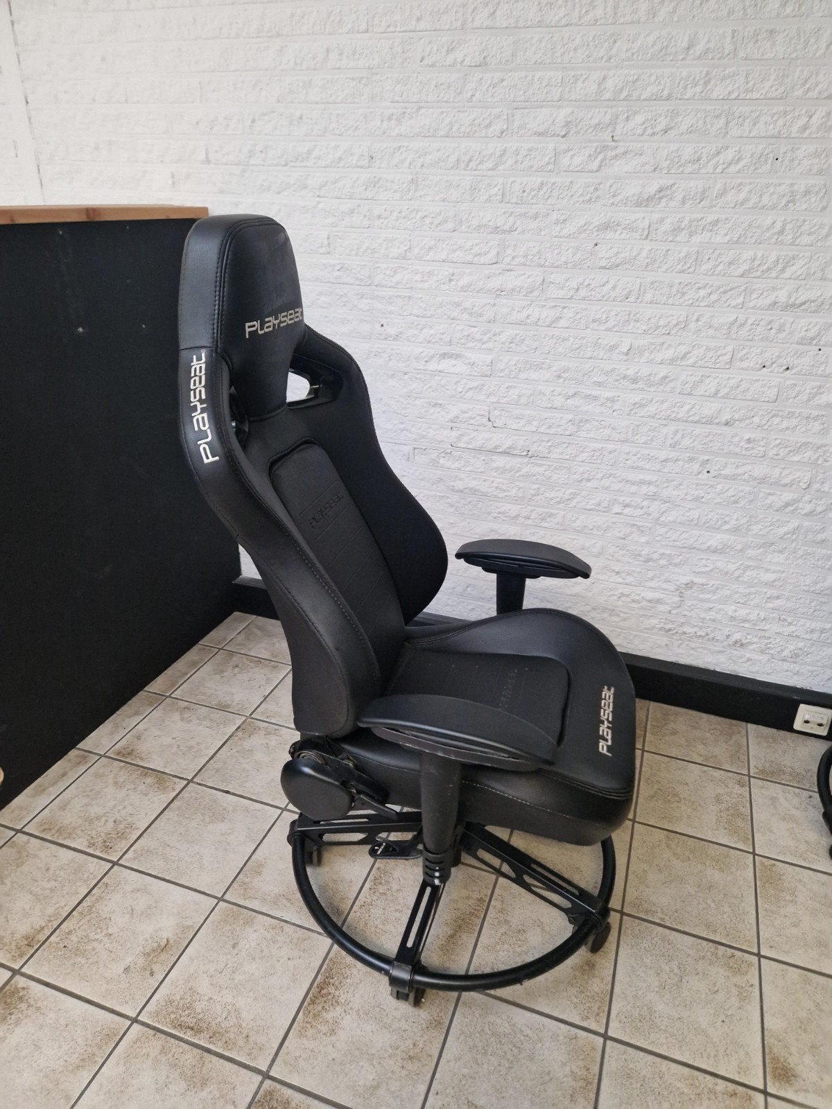 gaming stoel Playseat Zwart Show model ( Zevenaar, Ophalen, Zwart, Zo goed als nieuw, Gaming bureaustoel