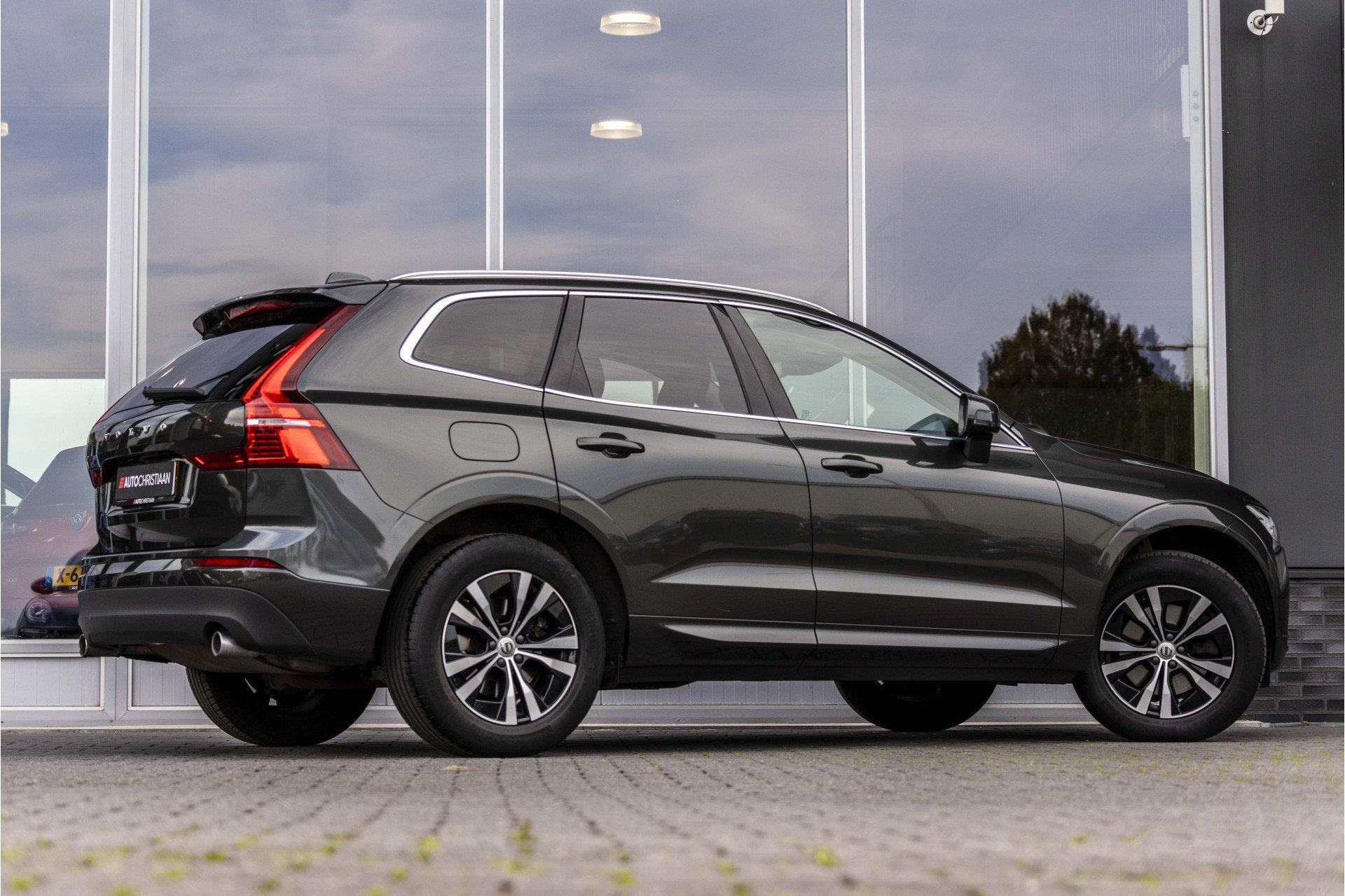 Volvo XC60 2.0 B5 Inscription | Leder | CAM | NL auto, 12 maanden, 15 km/l, Gebruikt, Euro 6