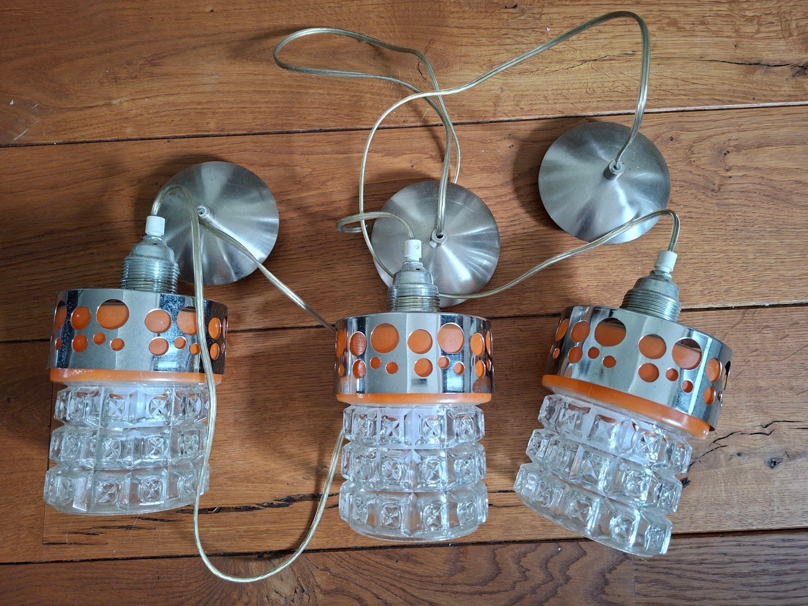 Drie vintage hanglampen, Huis en Inrichting, Lampen | Hanglampen, Ophalen of Verzenden, Zo goed als nieuw, Minder dan 50 cm