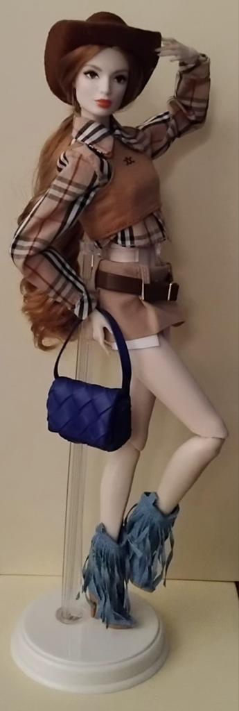Barbie Fashion Model Doll Cowgirl Xian Xian, Ophalen of Verzenden, Fashion Doll