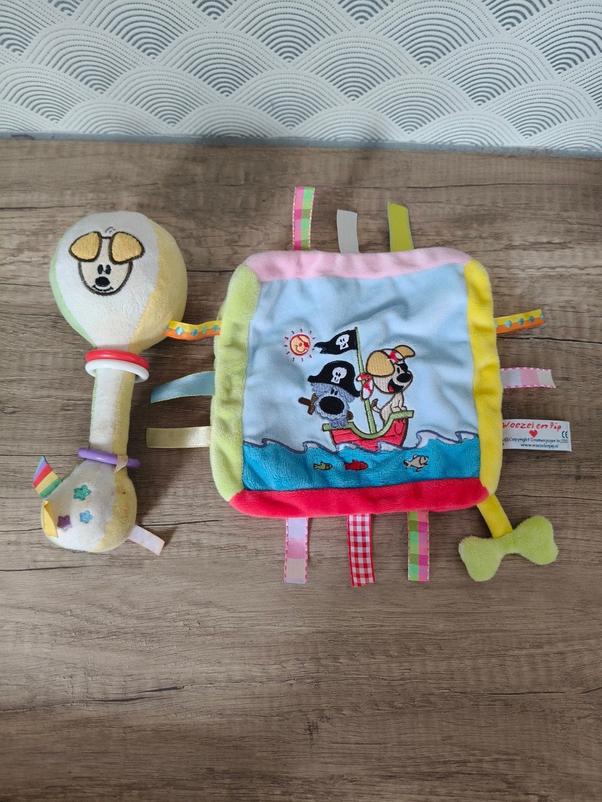 Woezel en Pip rammelaar en knuffeldoekje, Ophalen of Verzenden, Zo goed als nieuw, Rammelaar, Met geluid