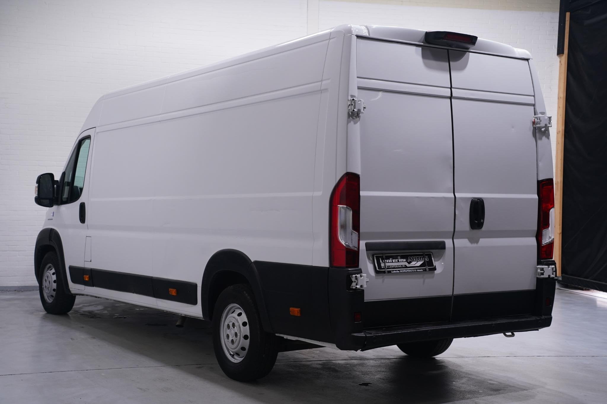 Fiat Ducato 2.3 Mjet 130 pk L4H2 Navi, Cruise control Laadru, Auto's, Voorwielaandrijving, Gebruikt, 4 cilinders, 3000 kg