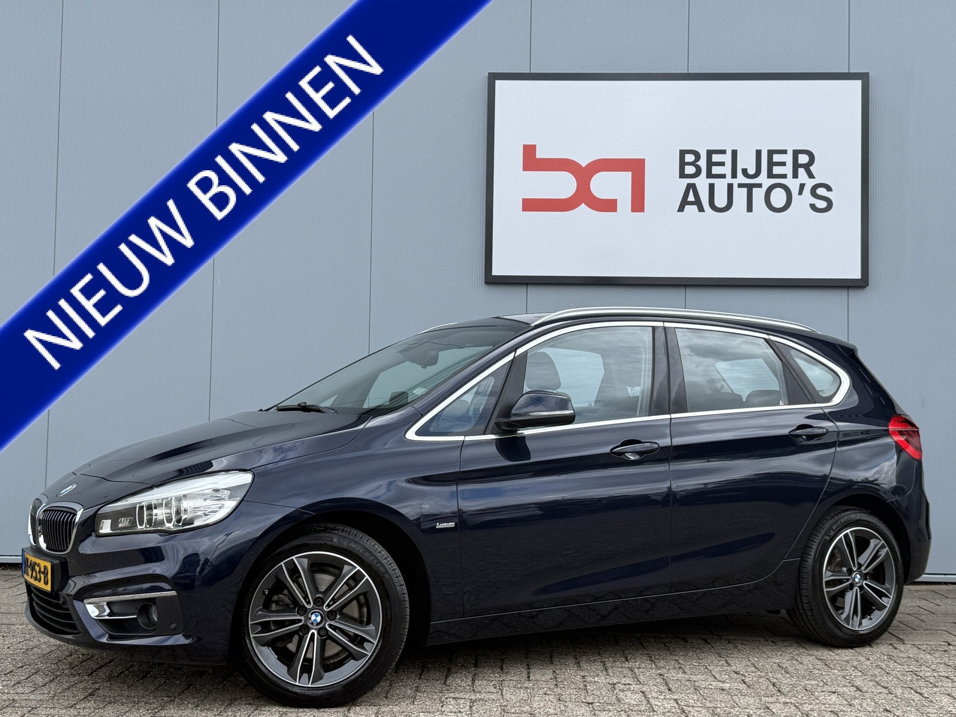 BMW 2 Serie Active Tourer 220i High Executive Automaat Navig, 1998 cc, 730 kg, Gebruikt, Euro 6